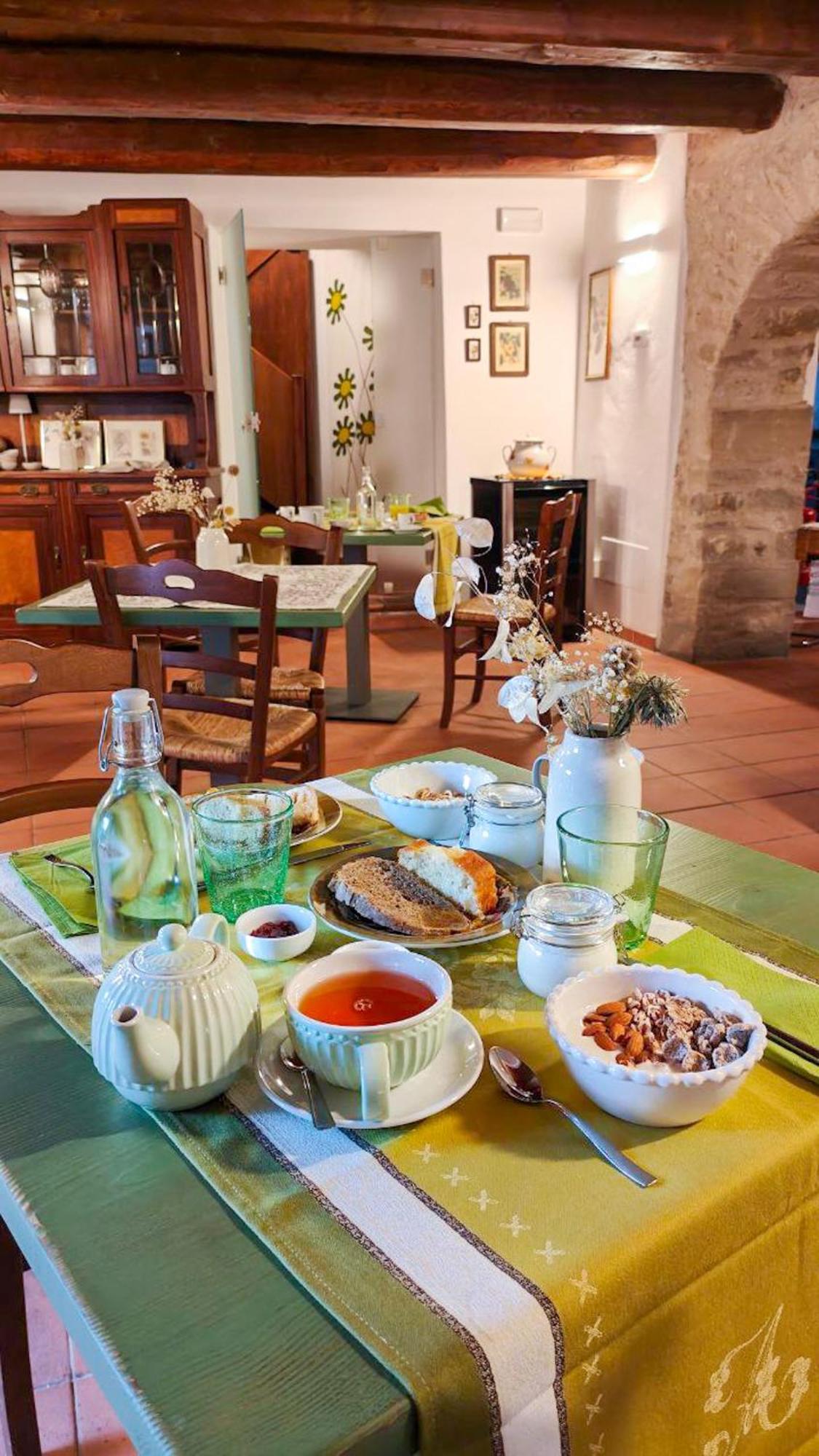Hotel Il borgo Casteldelci Esterno foto